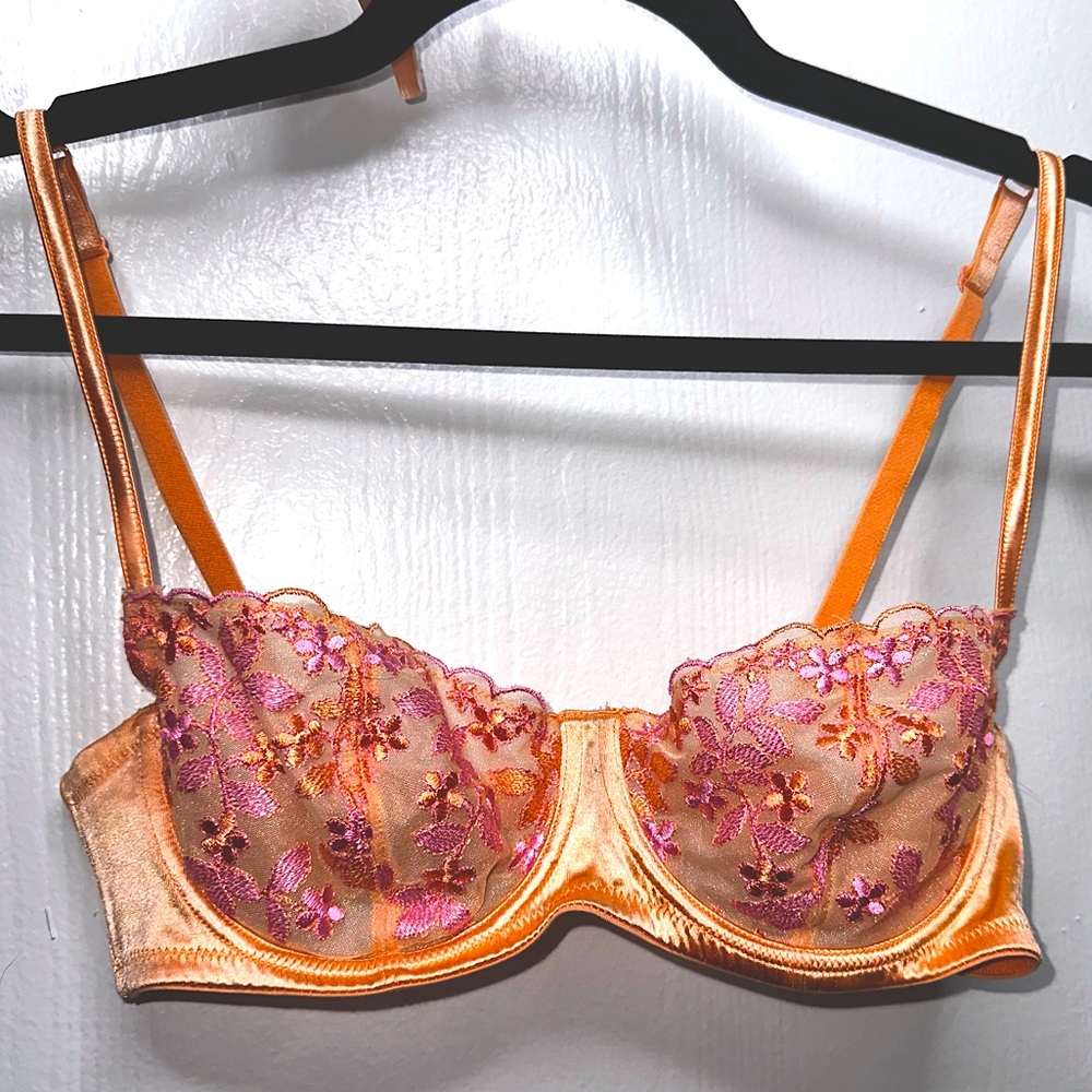 La SENZA Lace Bralette Bra peach orange pink 34C underwire great condition